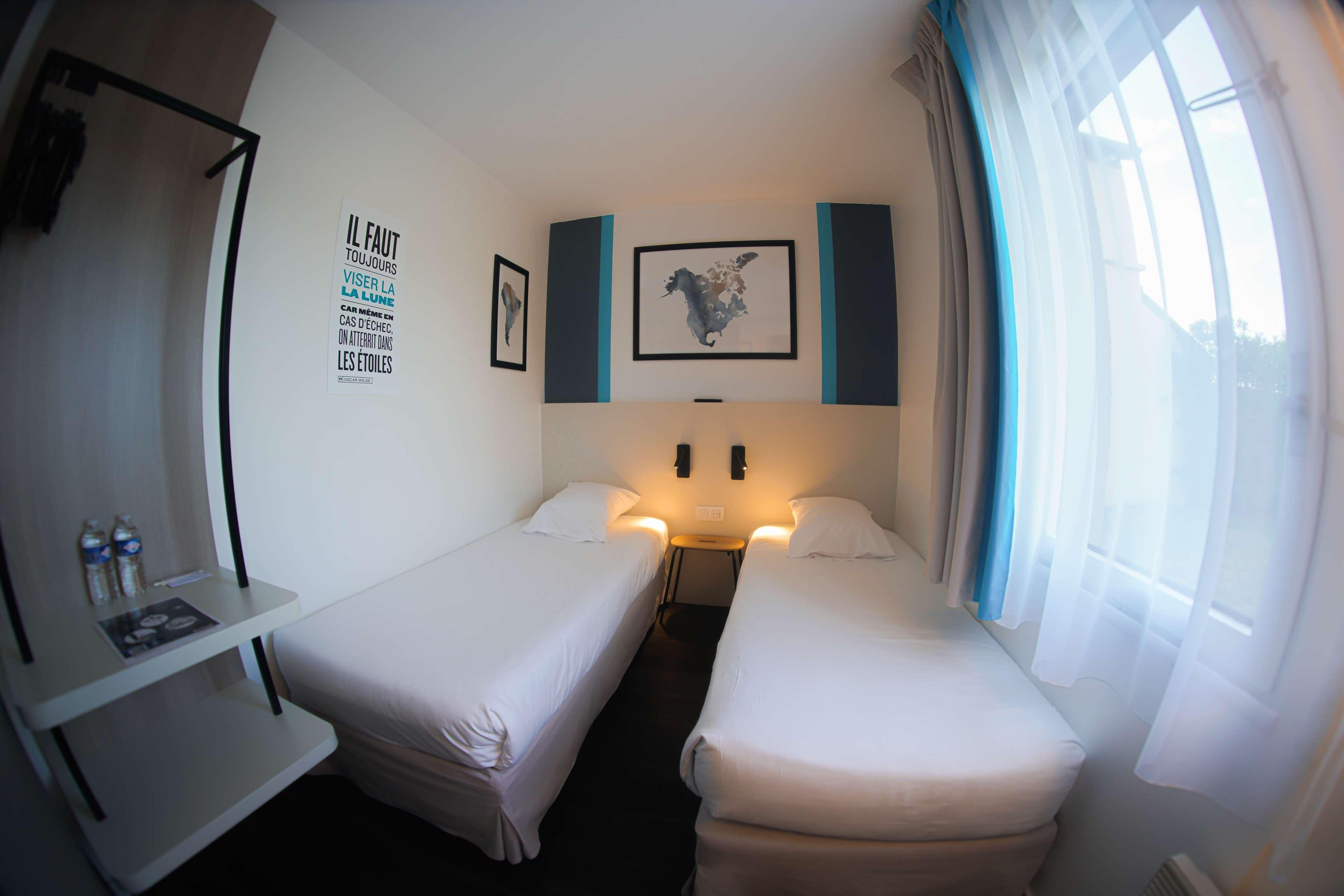 Kyriad Hotel La Flèche Eksteriør bilde