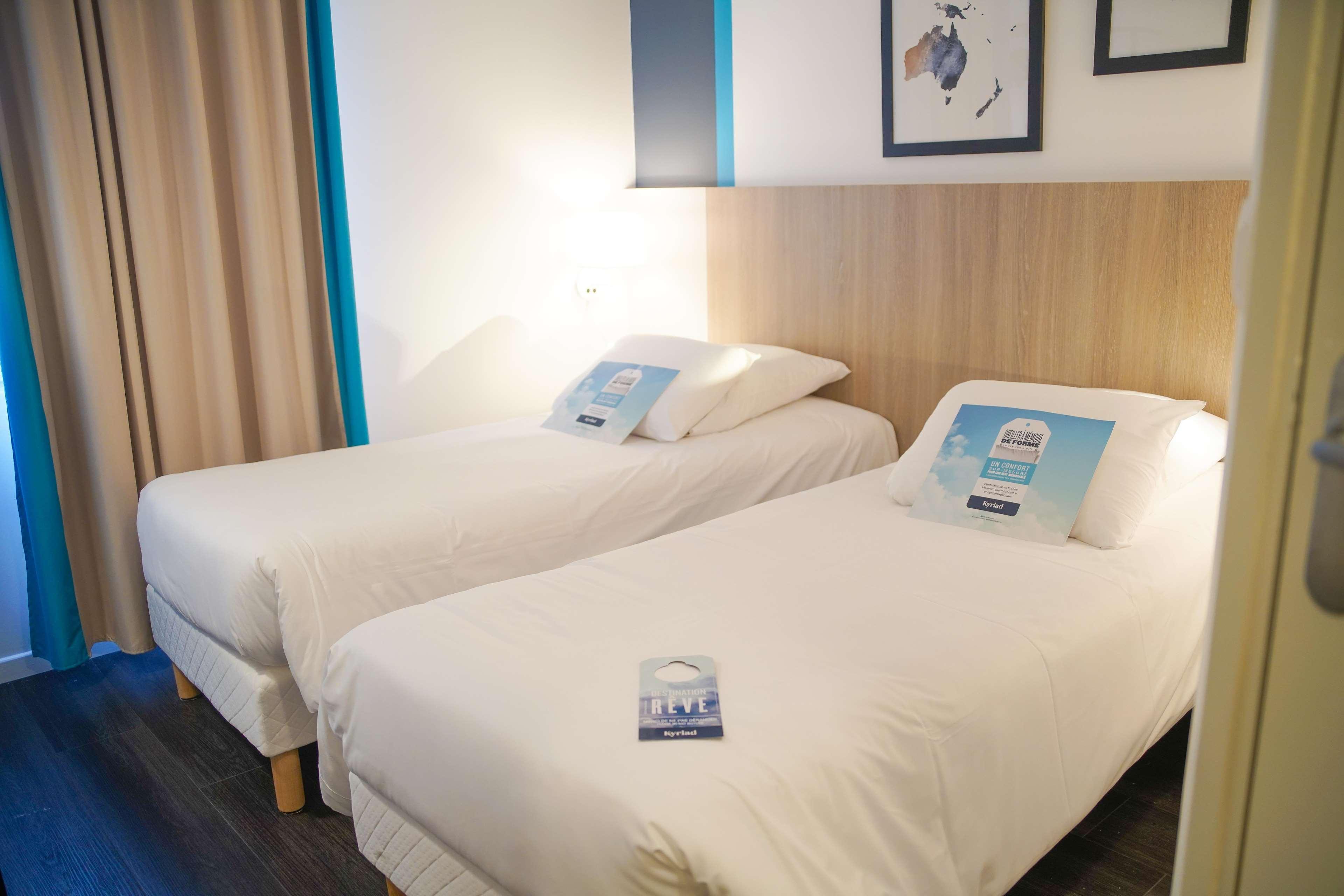 Kyriad Hotel La Flèche Eksteriør bilde