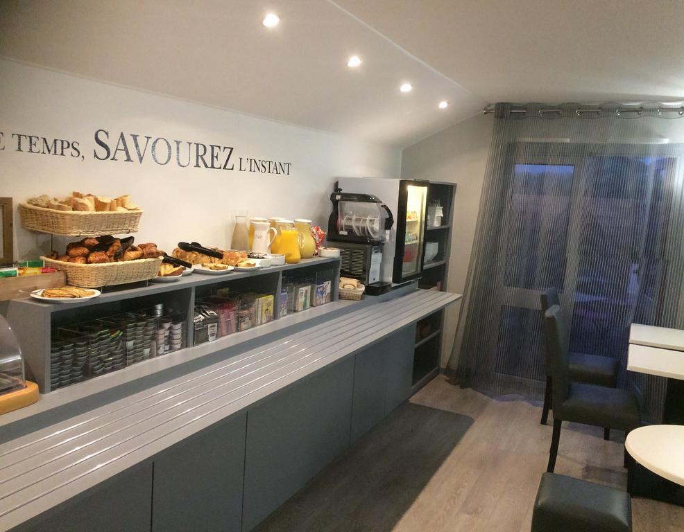 Kyriad Hotel La Flèche Eksteriør bilde