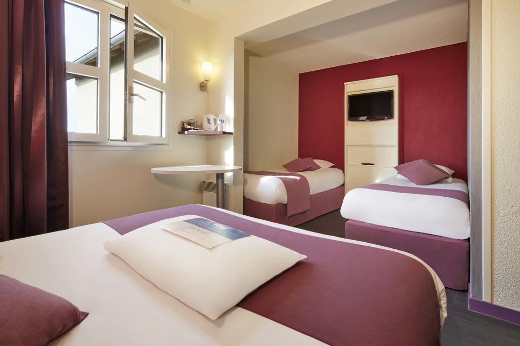 Kyriad Hotel La Flèche Eksteriør bilde