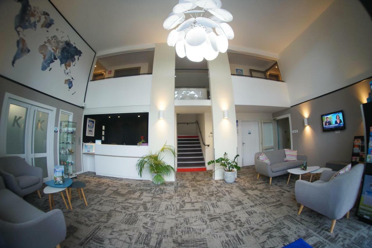 Kyriad Hotel La Flèche Eksteriør bilde